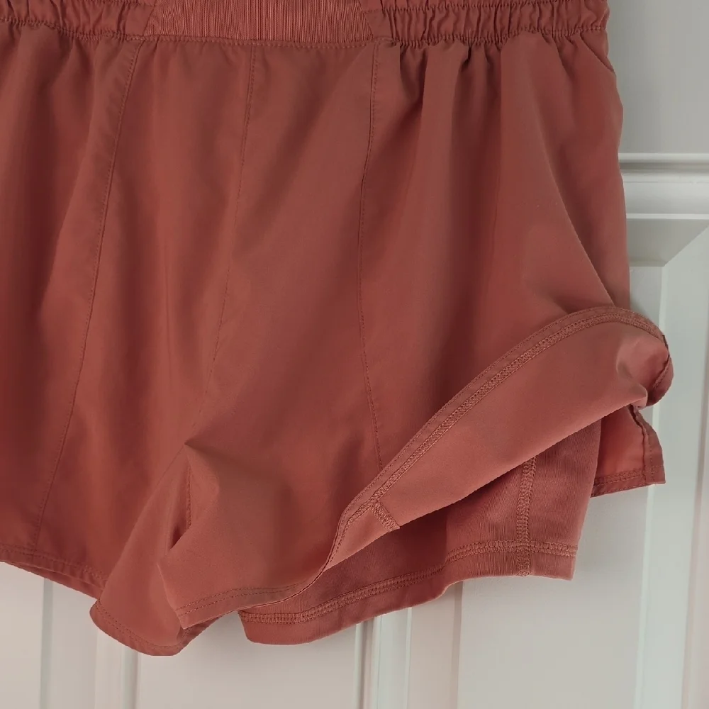 Nike Women's Peach Athletic Shorts.  Size Large